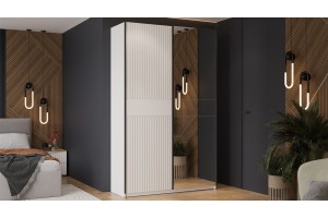 Шкаф-купе с 1 глухой и 1 зеркальной дверями Оскар Хилтон 1400 Ручка черная, Белый снег, Белый матовый (Глухой/Зеркало)