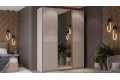 Шкаф-купе с 2 глухими и 1 зеркальной дверями «Оскар Хилтон» 1800 Ручка серебро, Кашемир, Кашемир сатин (Глухой/Зеркало/Глухой)