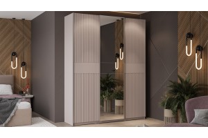 Шкаф-купе с 2 глухими и 1 зеркальной дверями Оскар Хилтон 1800 Ручка серебро, Кашемир, Кашемир сатин (Глухой/Зеркало/Глухой)