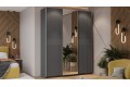 Шкаф-купе с 2 глухими и 1 зеркальной дверями «Оскар Хилтон» 1800 Ручка серебро, Серый графит, Графит матовый (Глухой/Зеркало/Глухой)
