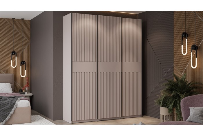 Шкаф-купе с 3 глухими дверями «Оскар Хилтон» 1800 Ручка черная, Кашемир, Кашемир сатин (Глухой/Глухой/Глухой)