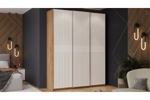 Шкаф-купе с 3 глухими дверями Оскар Хилтон 1800 Ручка серебро, Дуб Крафт золотой, Белый матовый (Глухой/Глухой/Глухой)